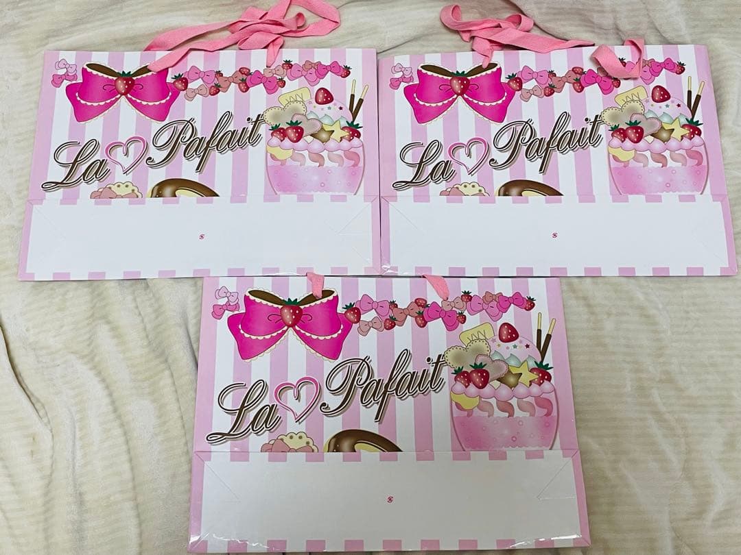 La Pafait ショップ袋　3つセット ラパフェLa♡pafaitショッパー