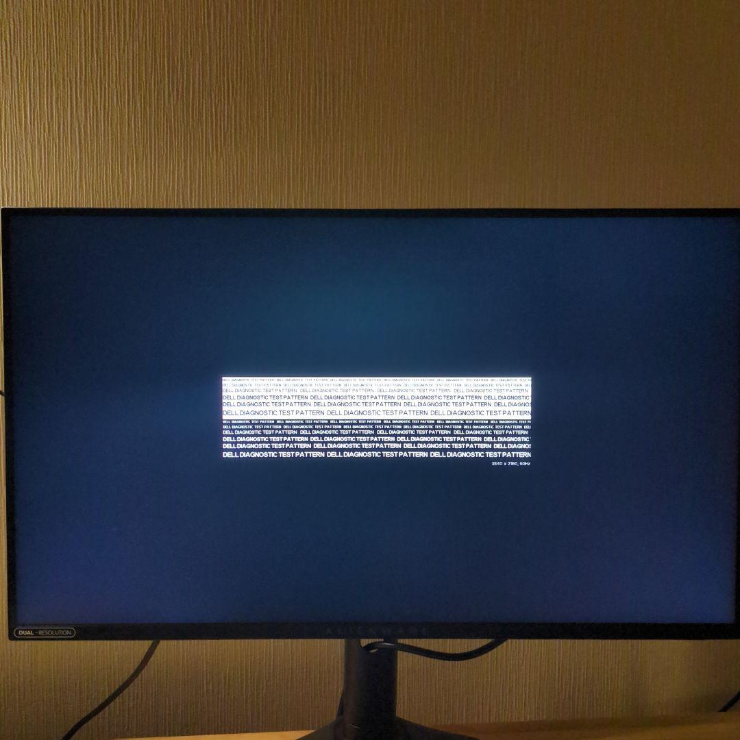 Alienware 27 4K ゲーミングモニター AW2725QF