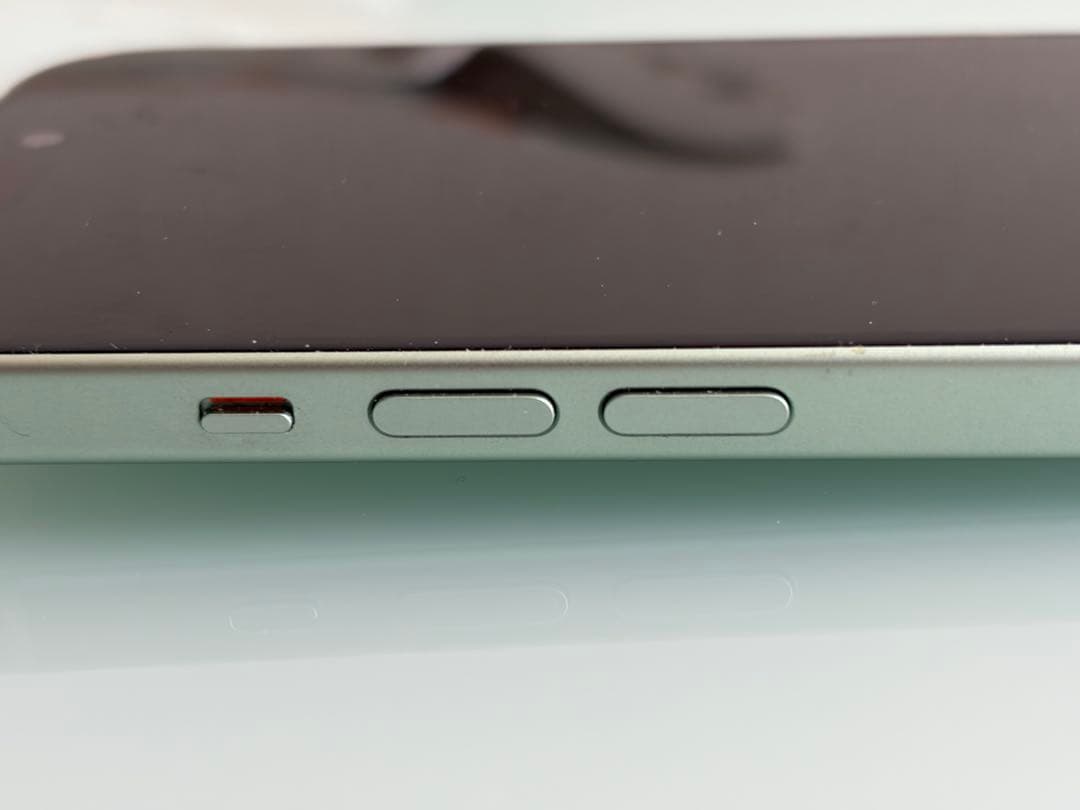 Apple表参道⭐︎超美品Apple iPhone 15 グリーン本体 128GB