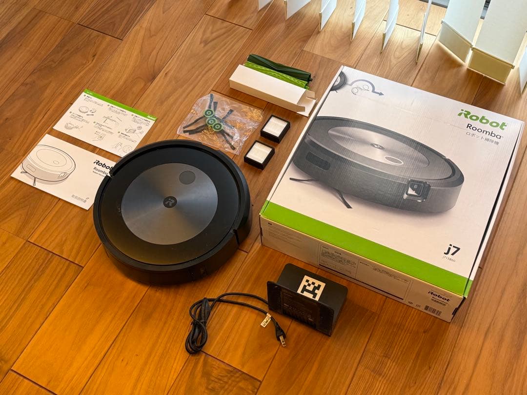 ！値下げ！【美品/箱付き】ロボット掃除機 ルンバ j7 j715860