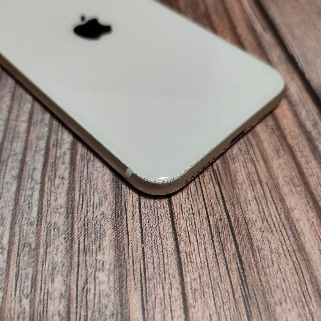 apple iPhone SE 第3世代 64GB 美品 バッテリー88%