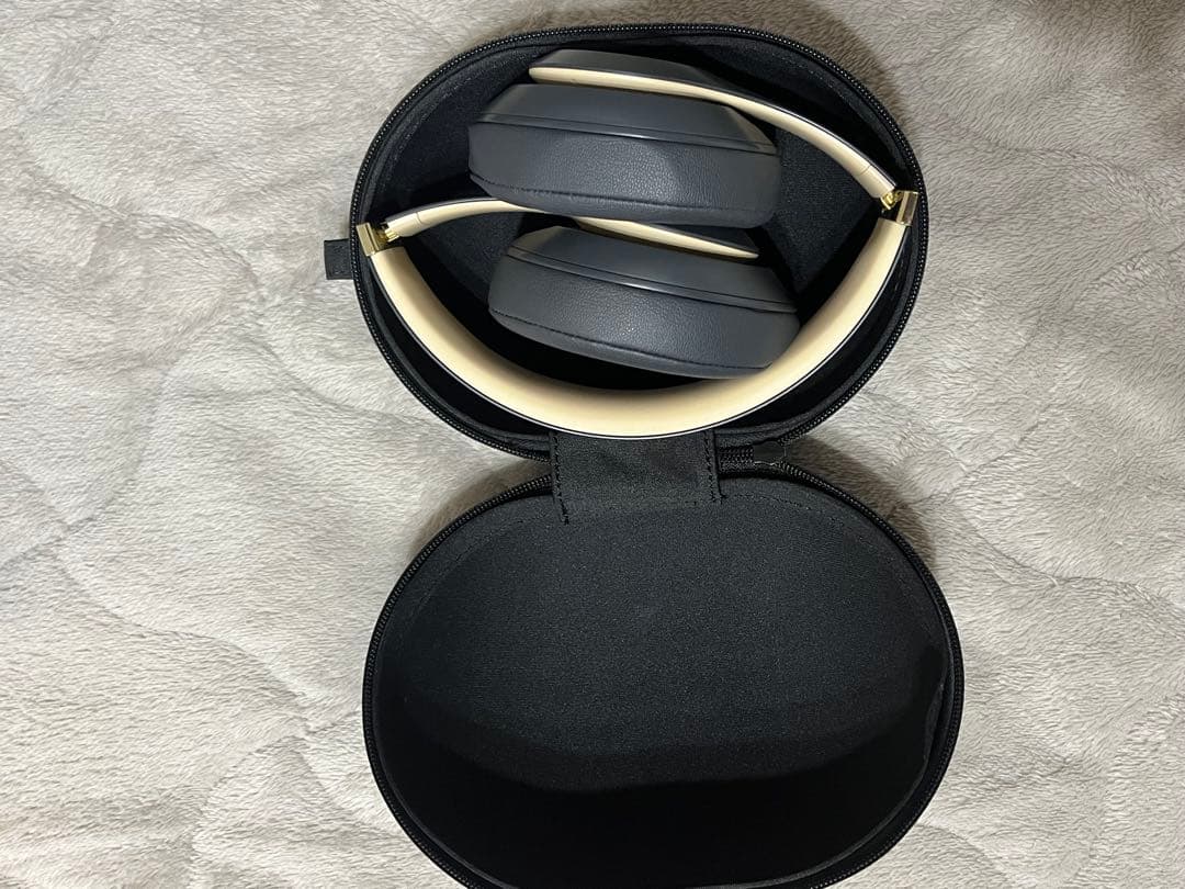 ビーツ・エレクトロニクスbeats studio3 wireless ブラック