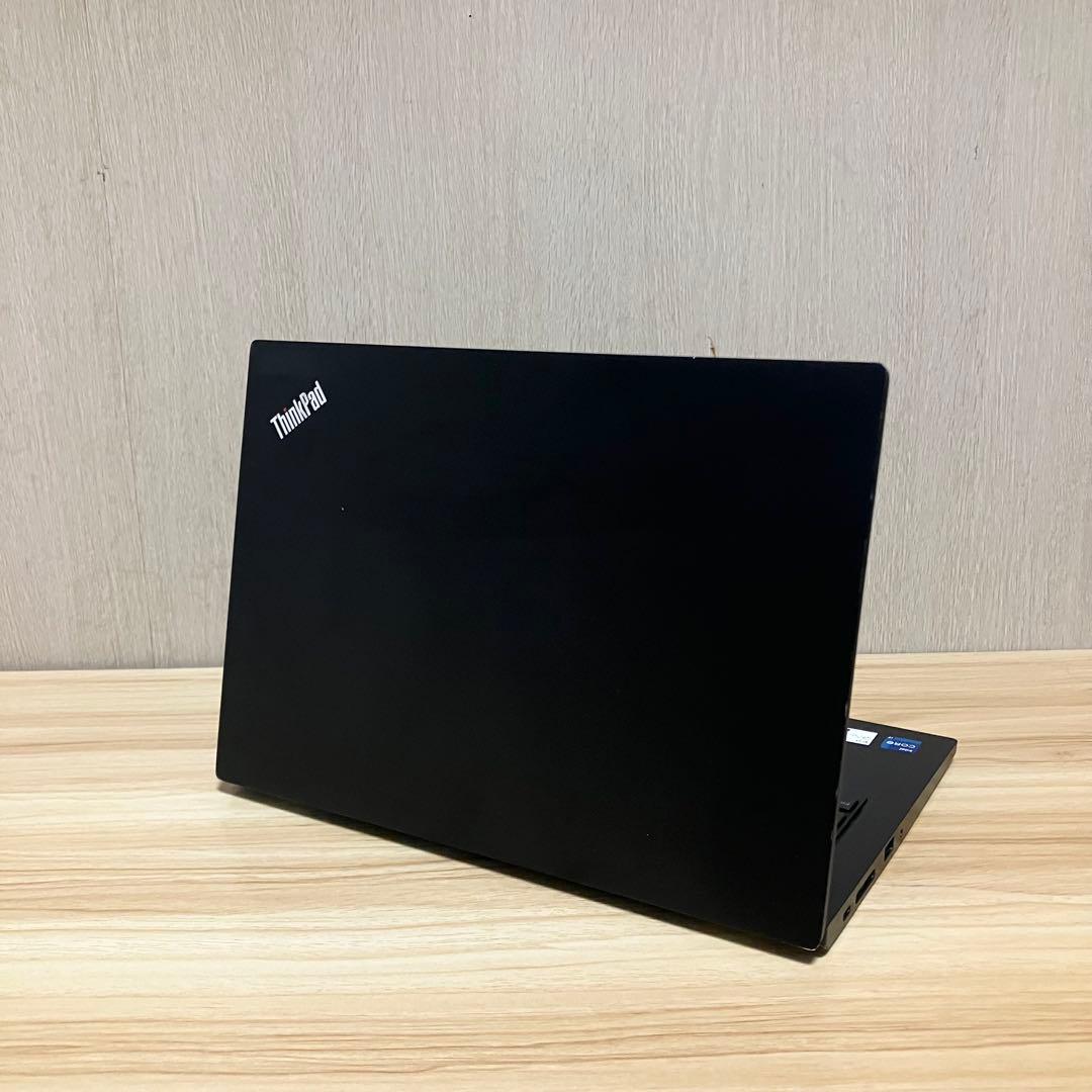 第11世代！core i7 Lenovo ThinkPad メモリ16GB