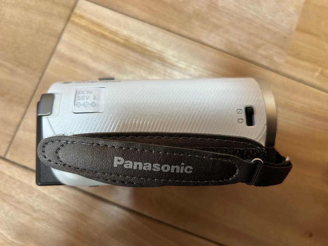 Panasonic HCV320M ビデオカメラ本体　中古