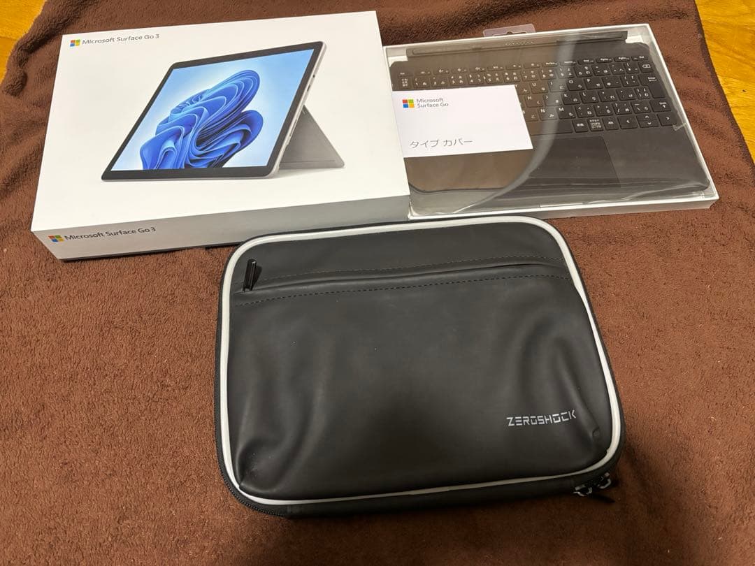 Microsoft Surface Go3本体 + キーボード+保護カバー 3点