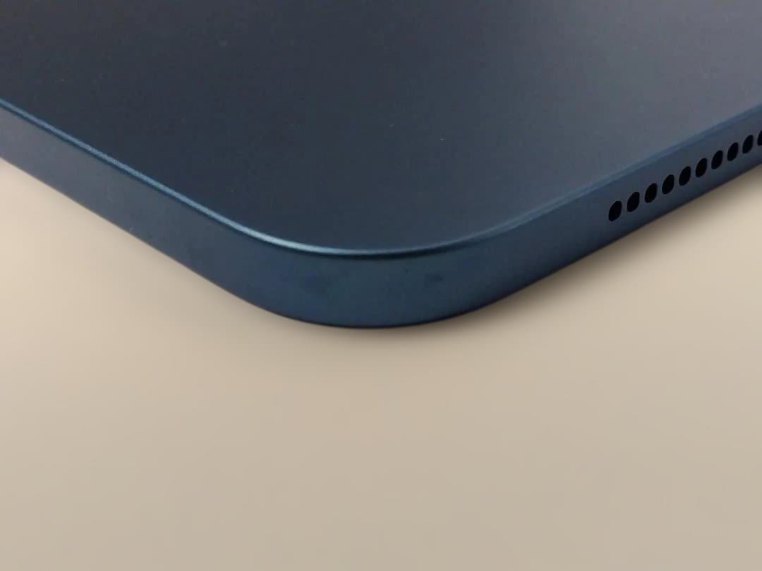 Apple iPad（A16）128GB Wi-Fiモデル（ブルー）