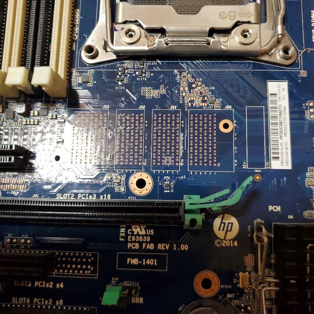 返金対応　SPB761514-001 LGA 2011 マザーボード（管278）