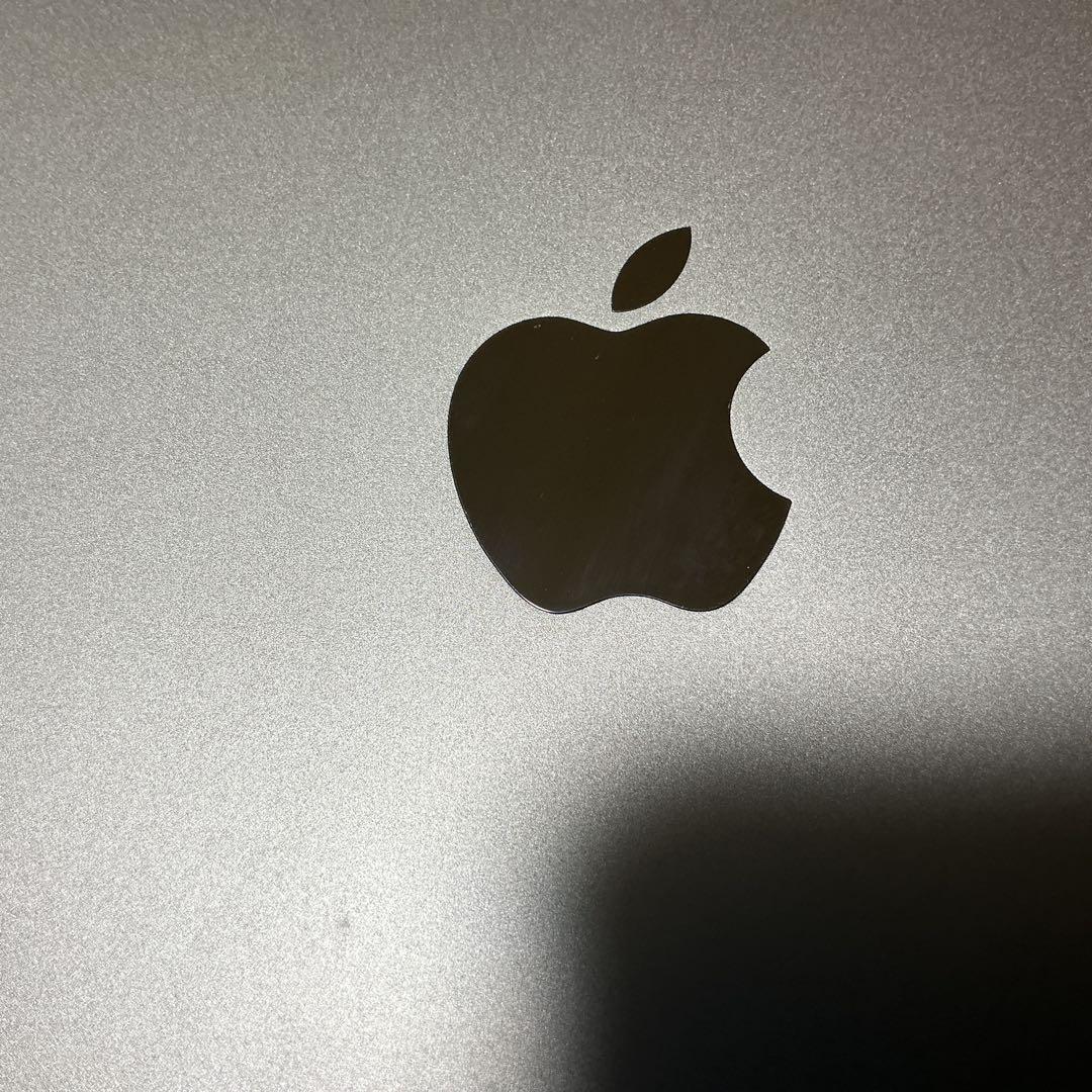 iPad mini (第4世代) 64GB シルバー Wi-Fi+セルラー