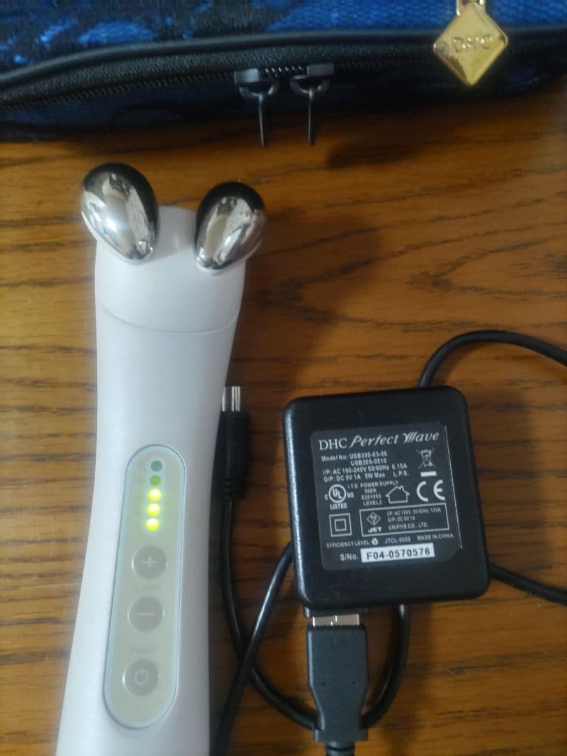 DHC パーフェクトウェーブ 美顔器 リフトアップ EMS たるみケア