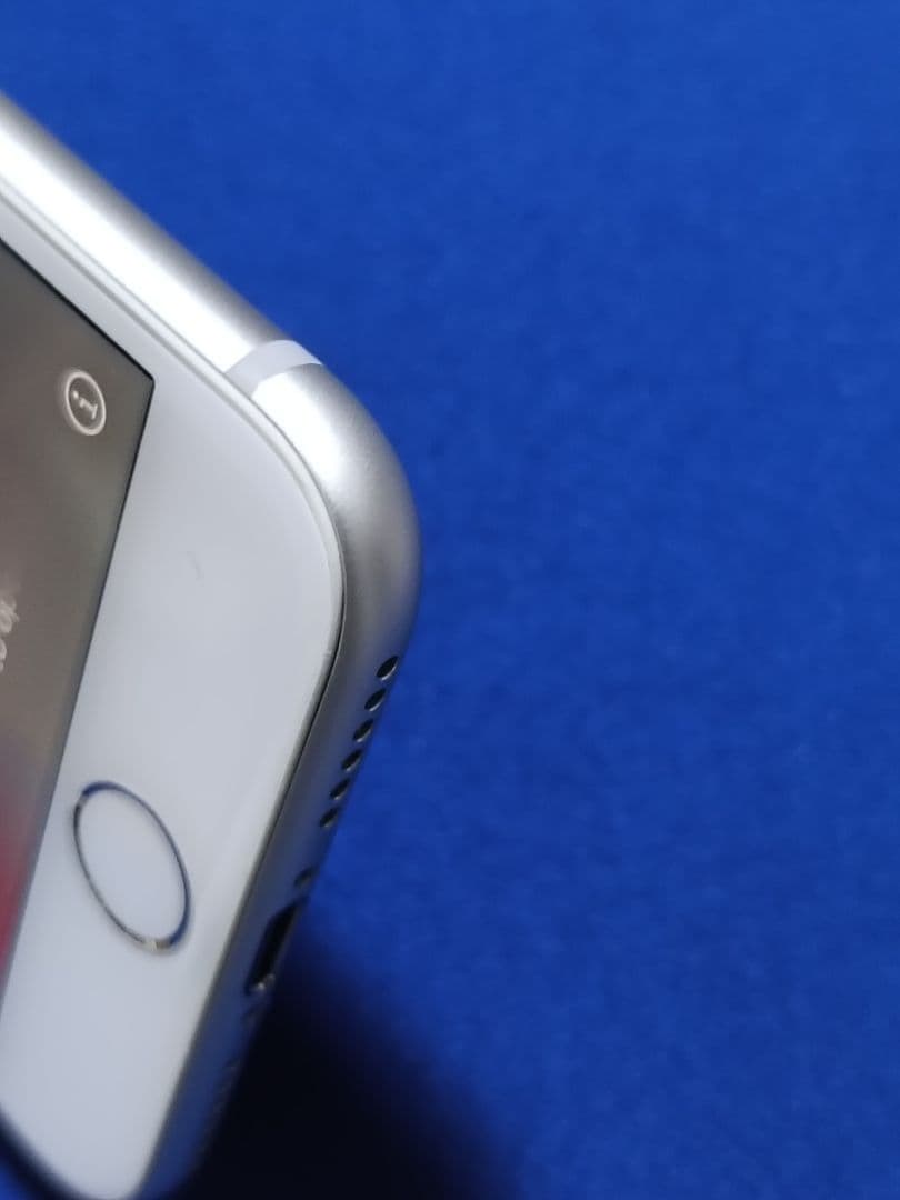 Apple iPhone8 64GB 本体 docomo SIMロック解除済