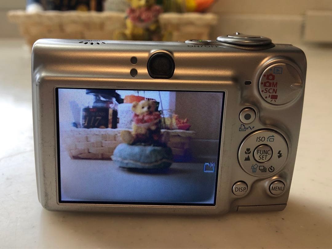Canon IXY DIGITAL700 キャノン コンデジ シルバー