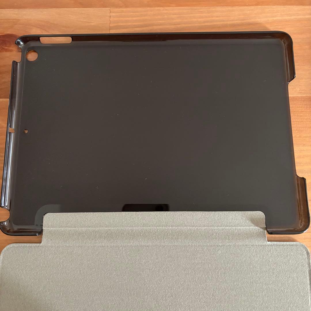 iPad 第5世代 Wi-Fi ＋cellular 容量 32GB