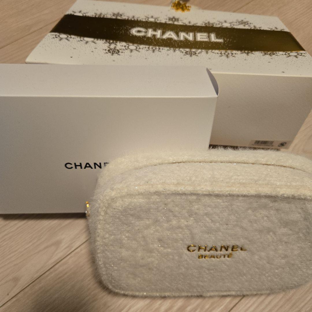 定価約半額　CHANEL　限定品　トータルルックセット