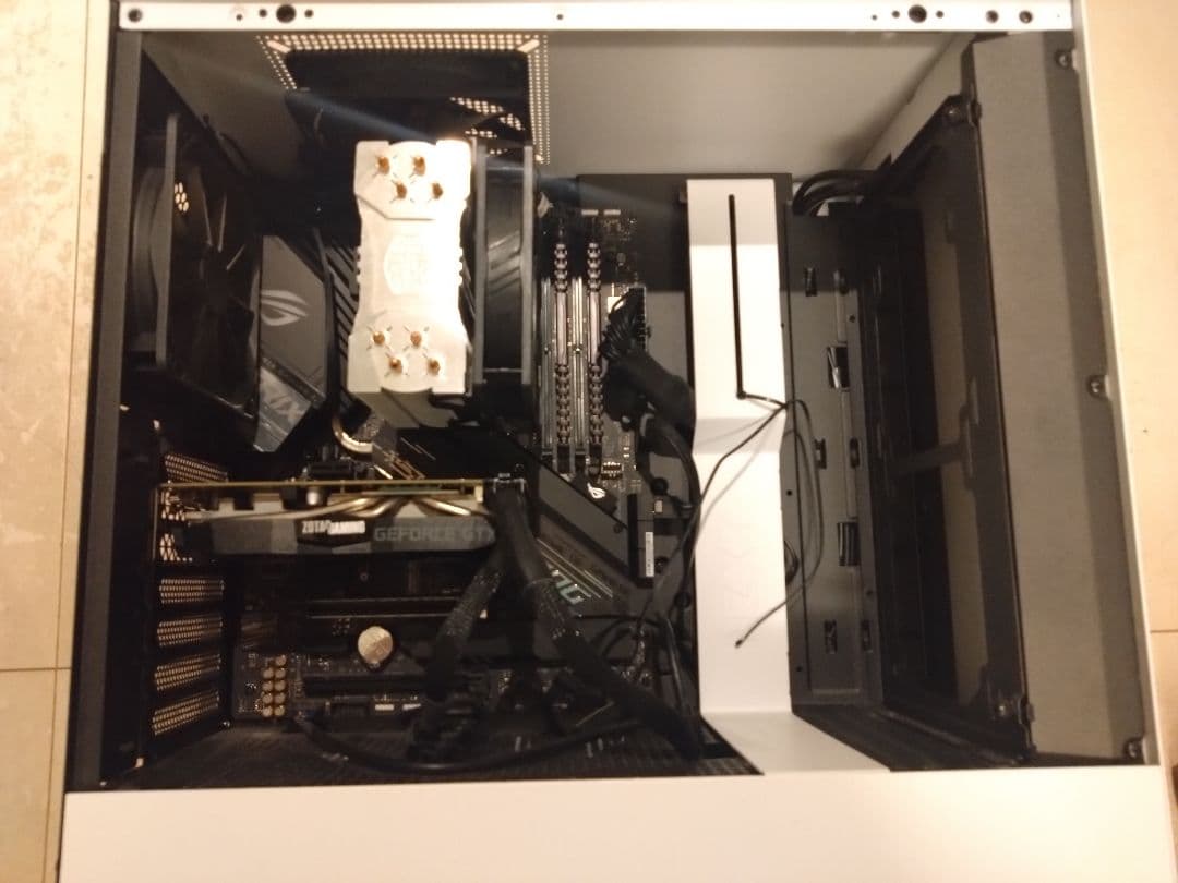 自作PC Core i7 1660SUPER メモリ32G M.2(500GB)