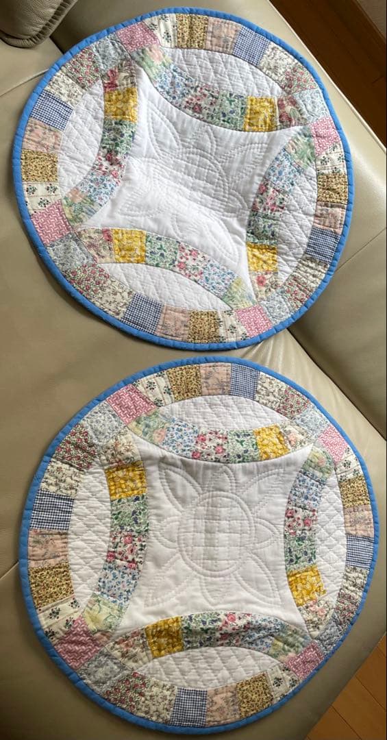 ハンドメイド 円形キルトクッションカバー 直径約44cm 2枚セット