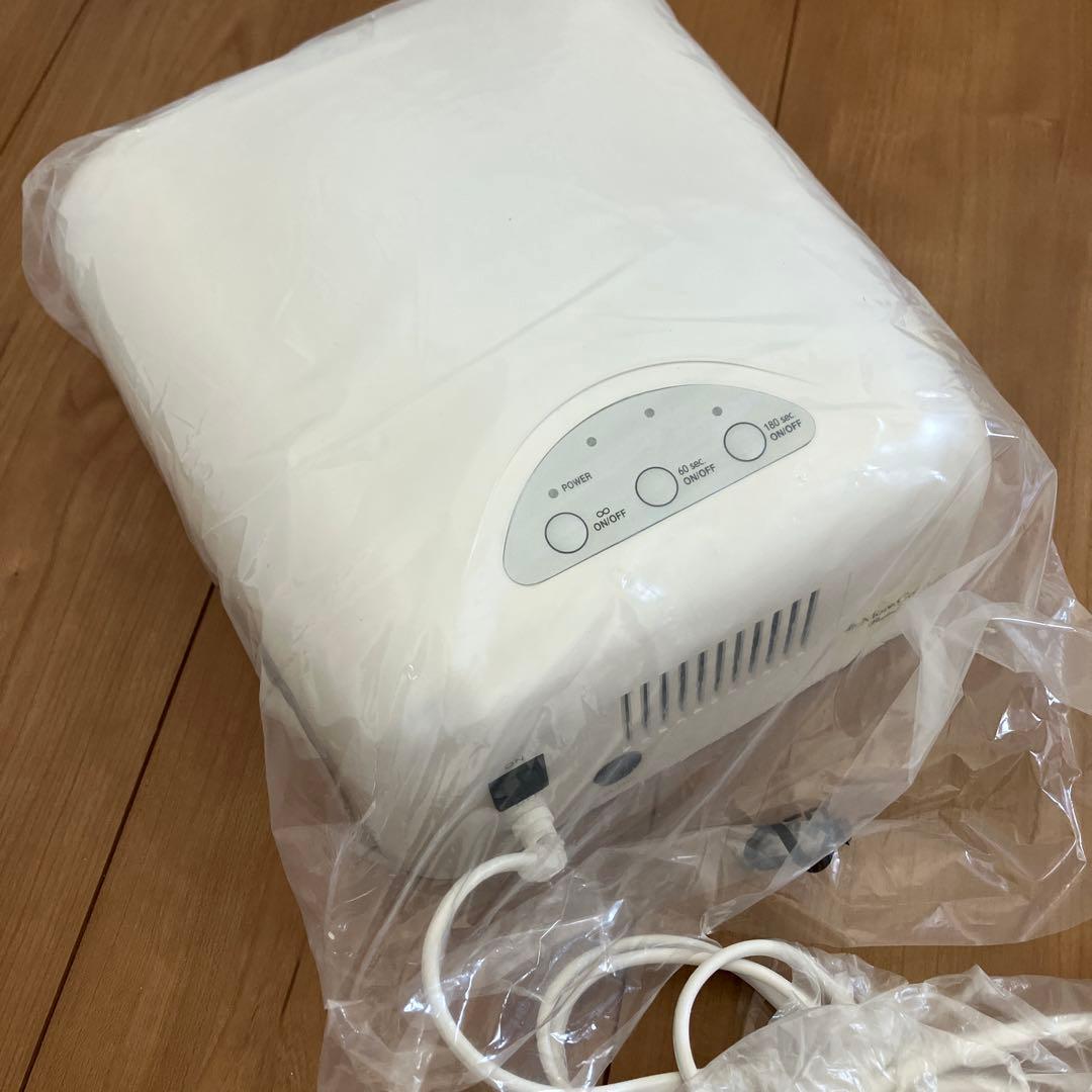 【新品未使用】モアクチュールUVランプ　UVランプ用替えランプ9W 4本　保証書