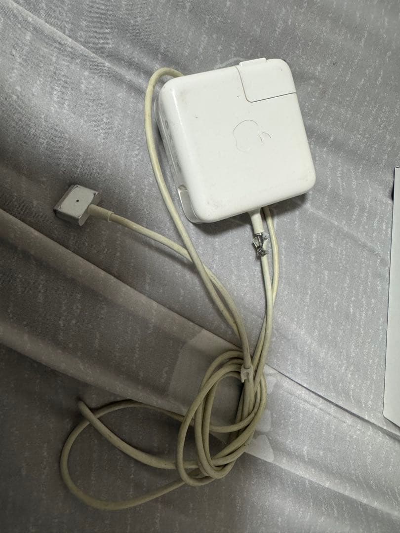 MacBook Air (11-inch, Mid 2013) シルバー