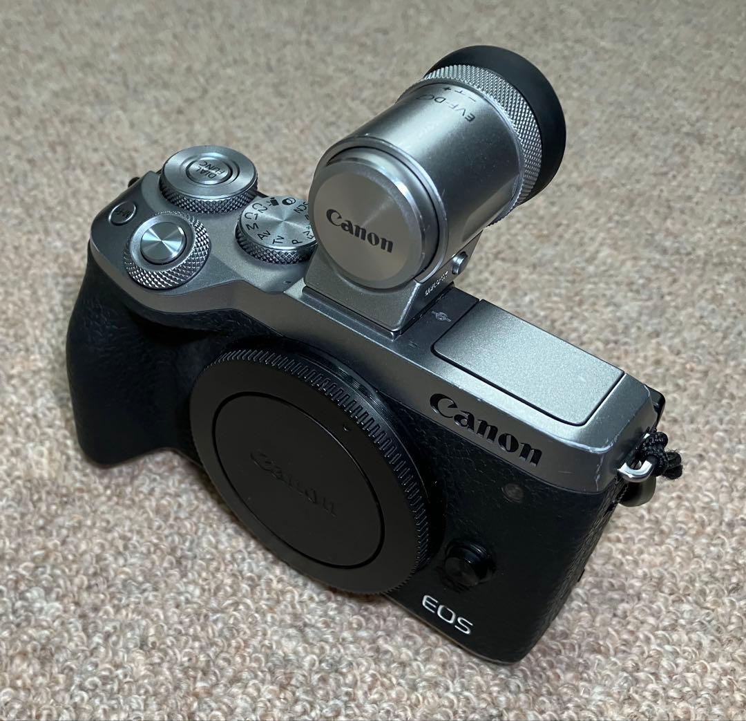 EOS M6 Mark II (シルバー) とレンズ4本 その他アクセサリー