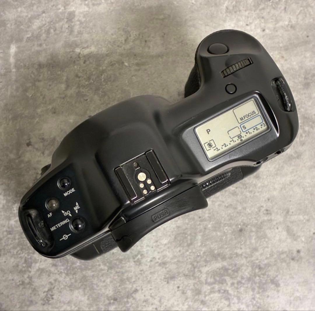 フィルムカメラ Canon Eos1 Film Camera