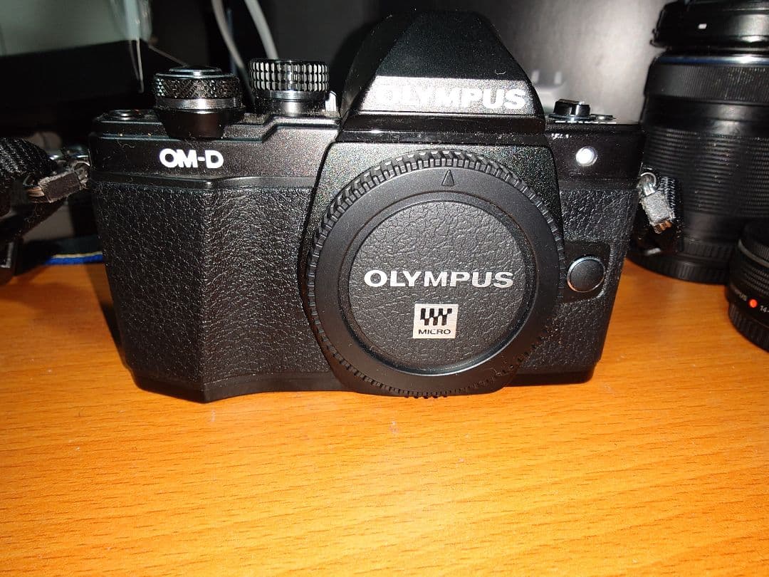 OLYMPUS OM-D ミラーレスカメラ セット