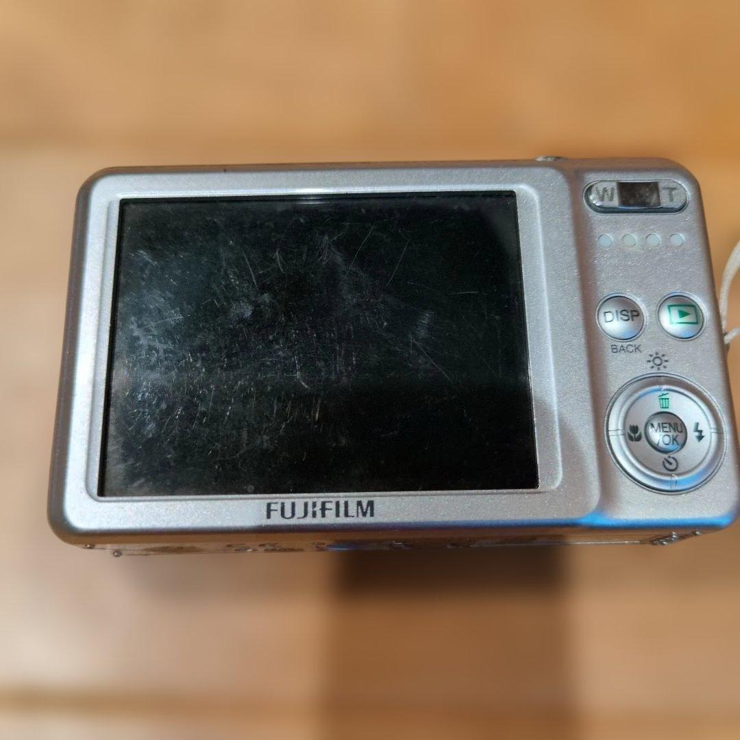 FUJIFILM FINEPIX J30 12.2MP コンパクトデジタルカメラ