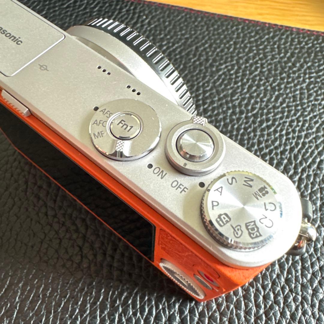 【シャッター272回】LUMIX GM1 オレンジ
