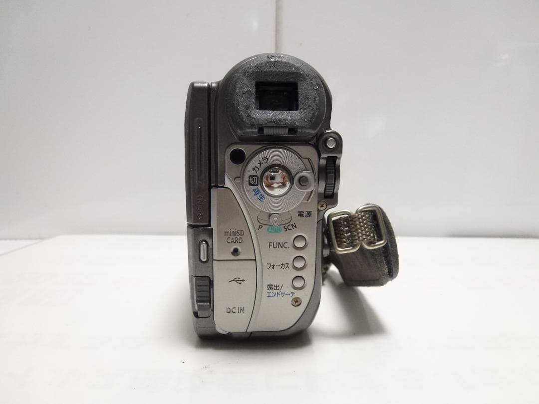 希少　動作品　キャノンビデオカメラ　iVIS HV10　Mini DV