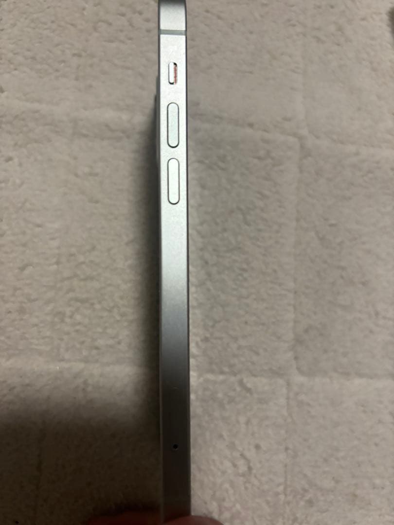 美品 Apple iPhone 12 グリーン 本体 256GB ケース付き