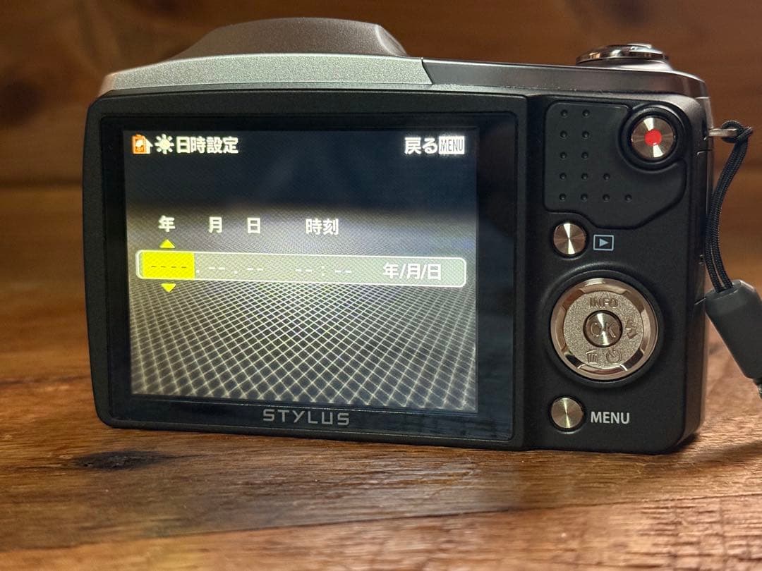 OLYMPUS オリンパス コンパクトデジタルカメラ SZ-16