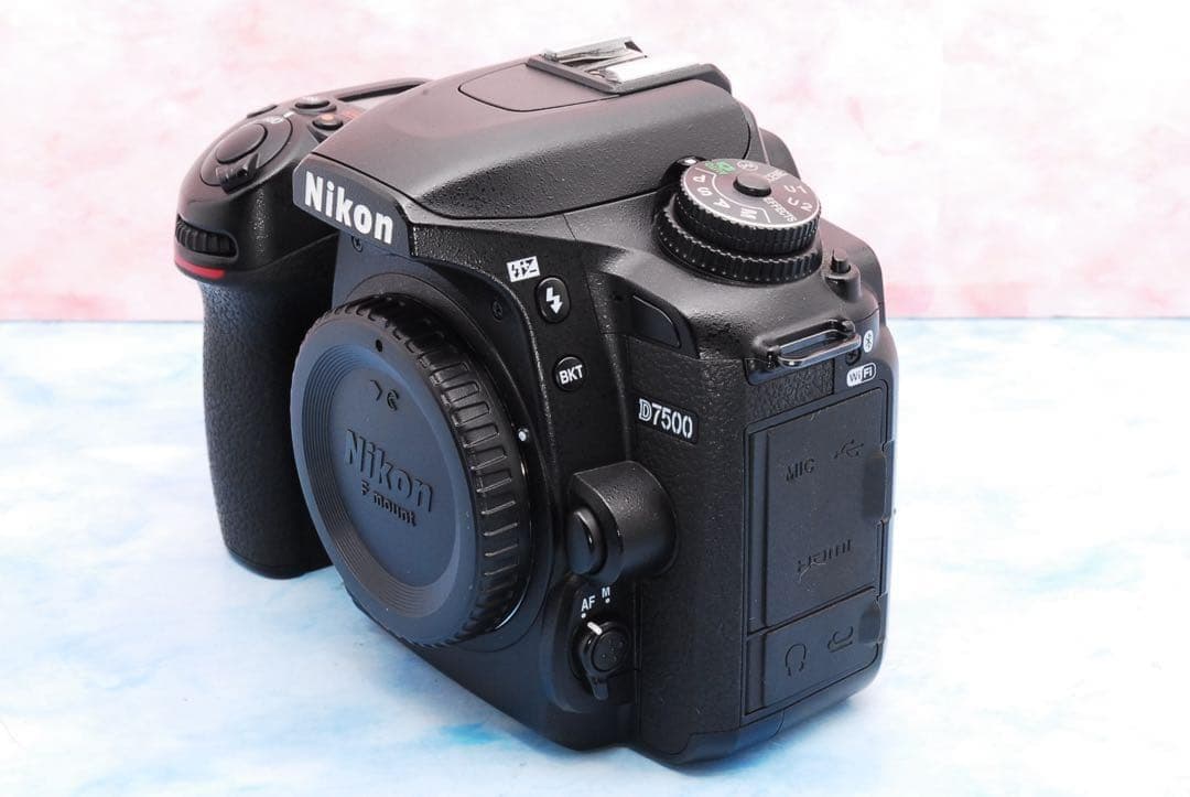 Nikon D7500★一眼レフカメラ★レンズ3本★高性能★スマホ転送OK