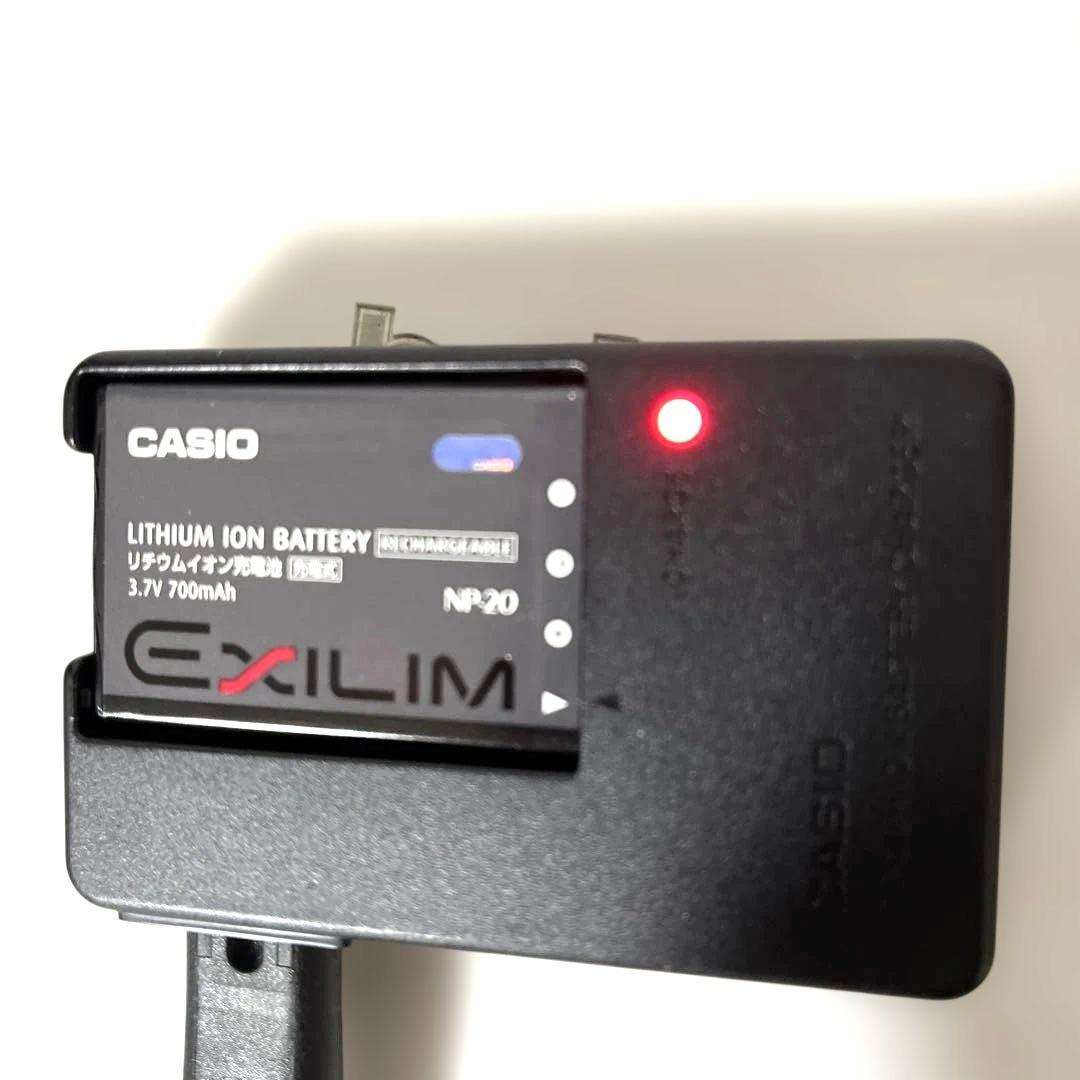 ❤️デジカメ CASIO EXILIM EX-Z77 純正バッテリー&充電器付