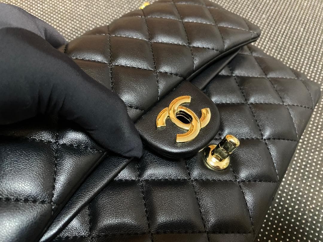 CHANEL ノベルティチェーンバック