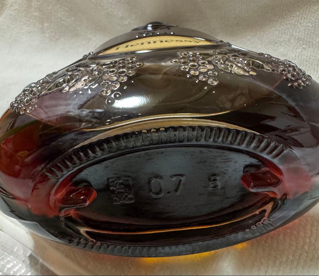 Hennessy X.O 700ml 未開栓　箱無し　ボトル傷有り
