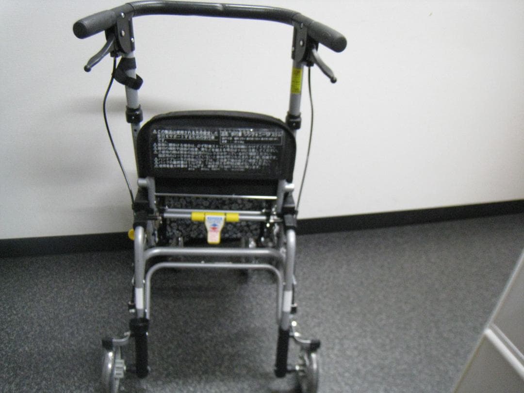 島製作所　シンフォニースリムSP 花柄紺　シルバーカー　②