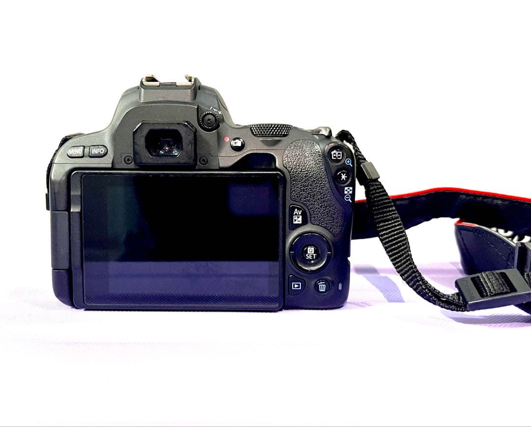 Canon EOS Kissx9 デジタル一眼レフカメラ