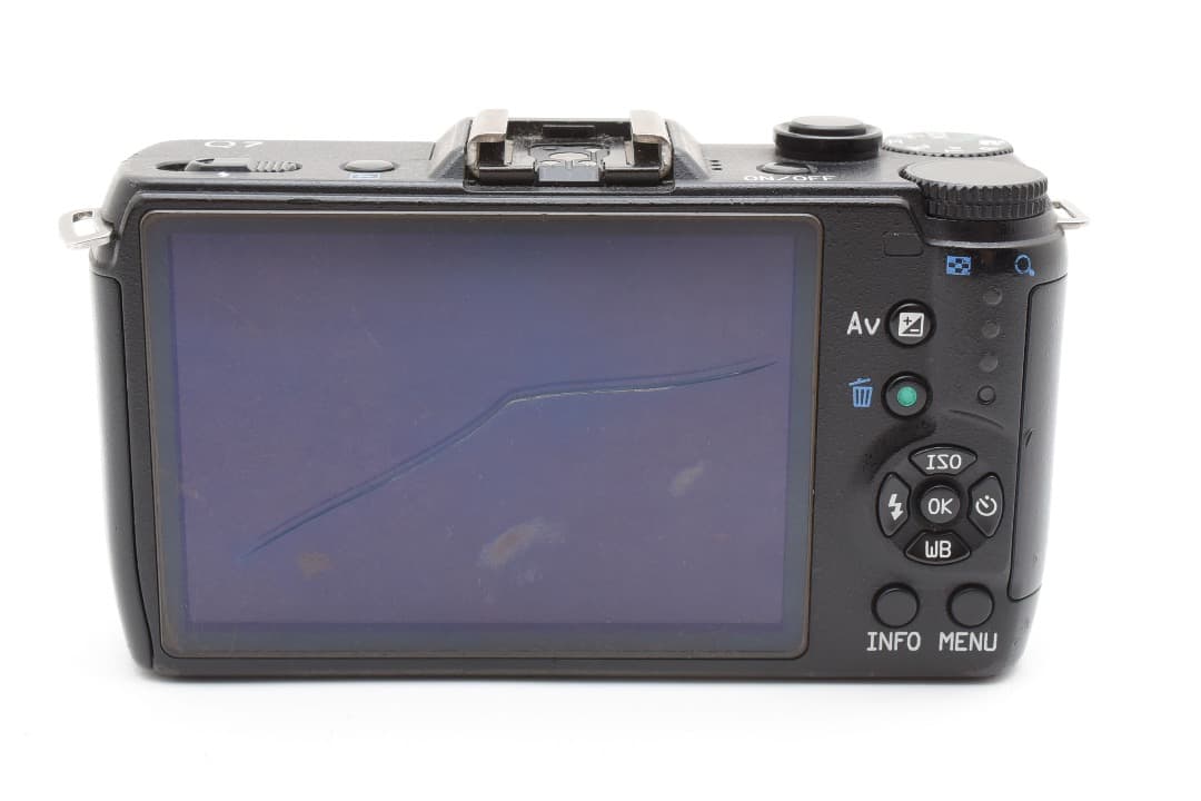 ★ショット数: 15968回・良品★ PENTAX Q7 ボディ #1336