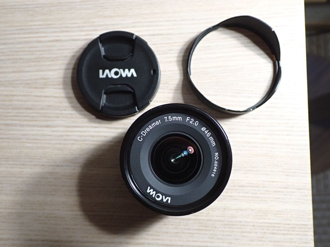 Laowa C-Dreamer 7.5mm F2.0 レンズ