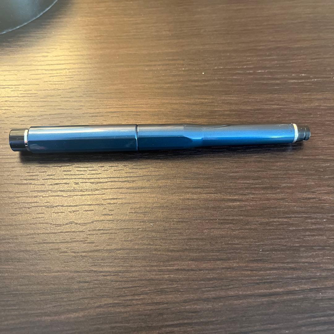 クルトガダイブ　青　美品