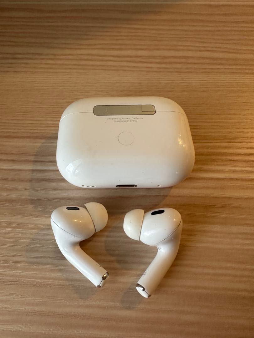 AirPods pro2 正規品 ケース+左右のイヤホン