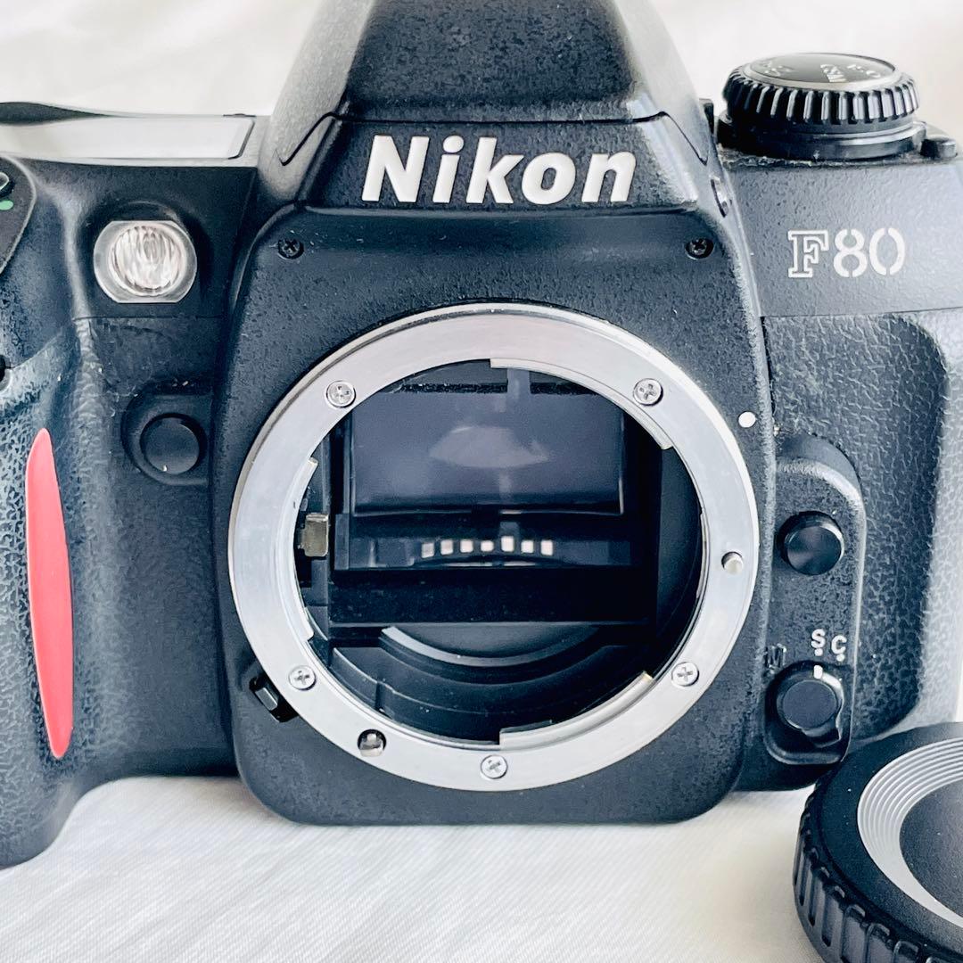 Nikon F80 フィルム一眼レフカメラ　ボディ　動作確認済み　電池入り　美品