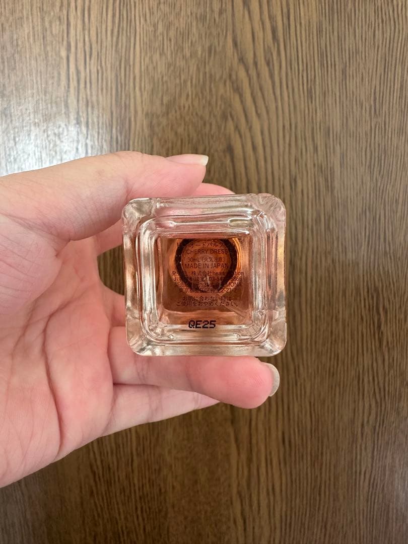 【美品】Herlipto CHERRYDRESS チェリードレス 香水 30ml