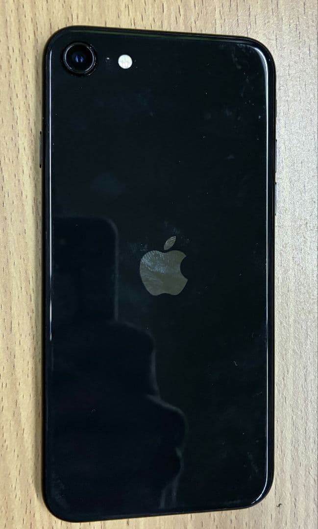 i*e様 Apple iPhone SE (第2世代) (ブラック)