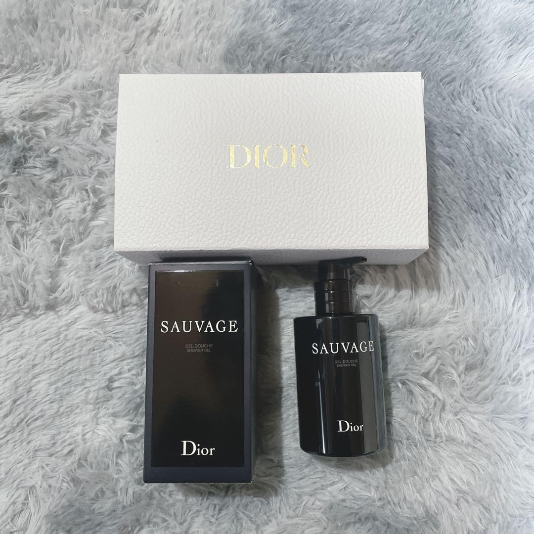 Dior SAUVAGE ボディーシャンプー 250ml 箱付き 香水
