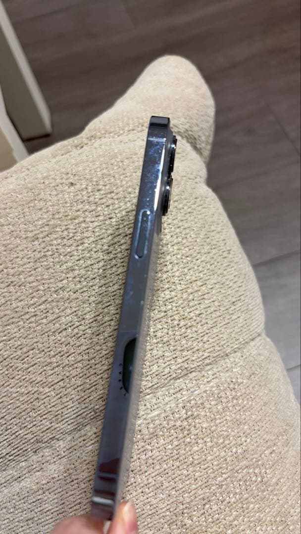 Apple iPhone 13 Pro本体