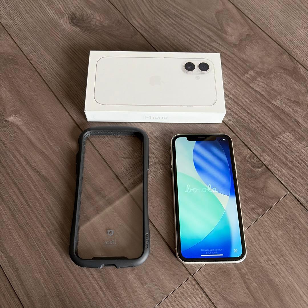 iPhone 11 128Gb&ケースと充電アクセサリーセット