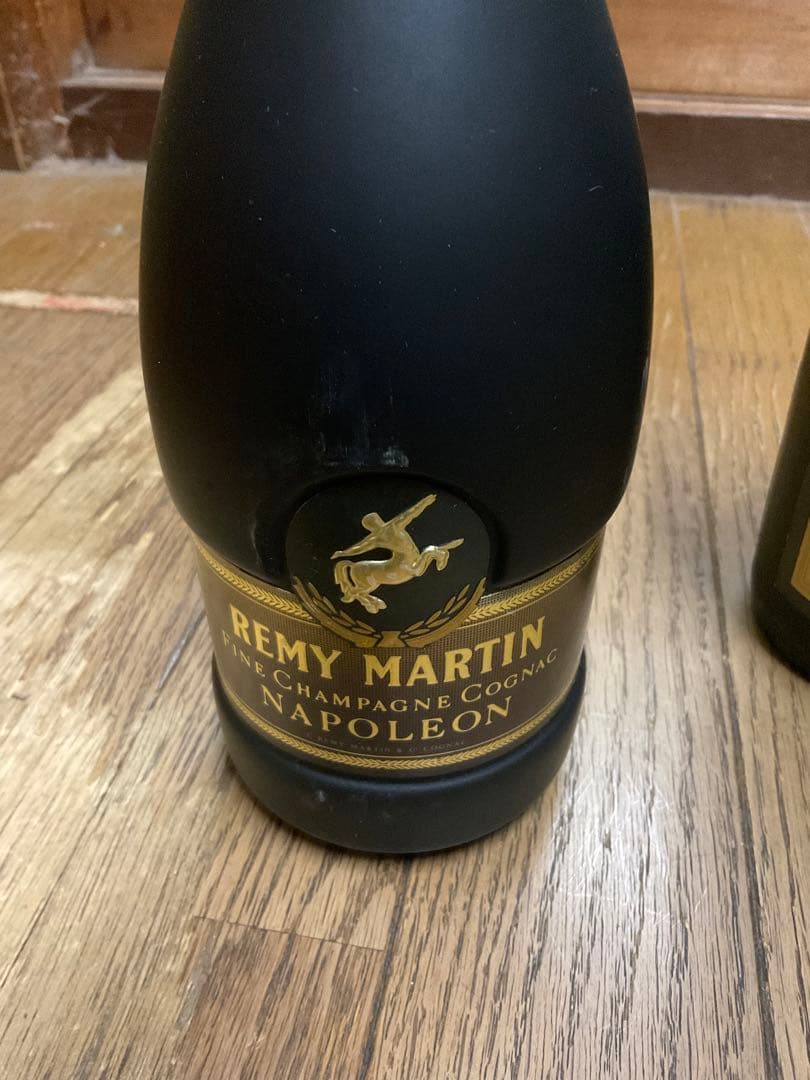 REMY MARTIN コニャックVSOP&REMY MARTIN ナポレオン。