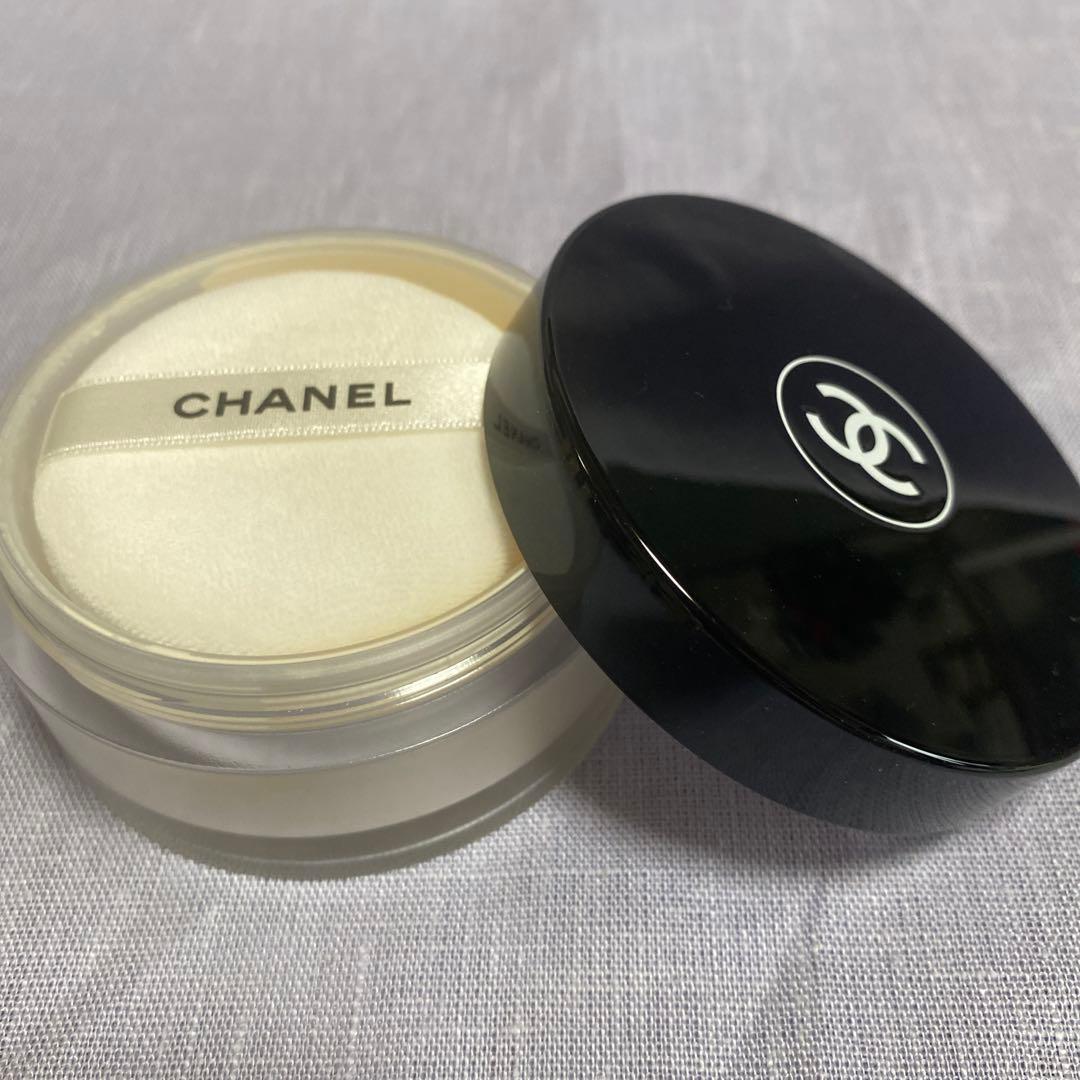 未使用　CHANEL プードゥル ユニヴェルセル リーブル 10 ランピッド