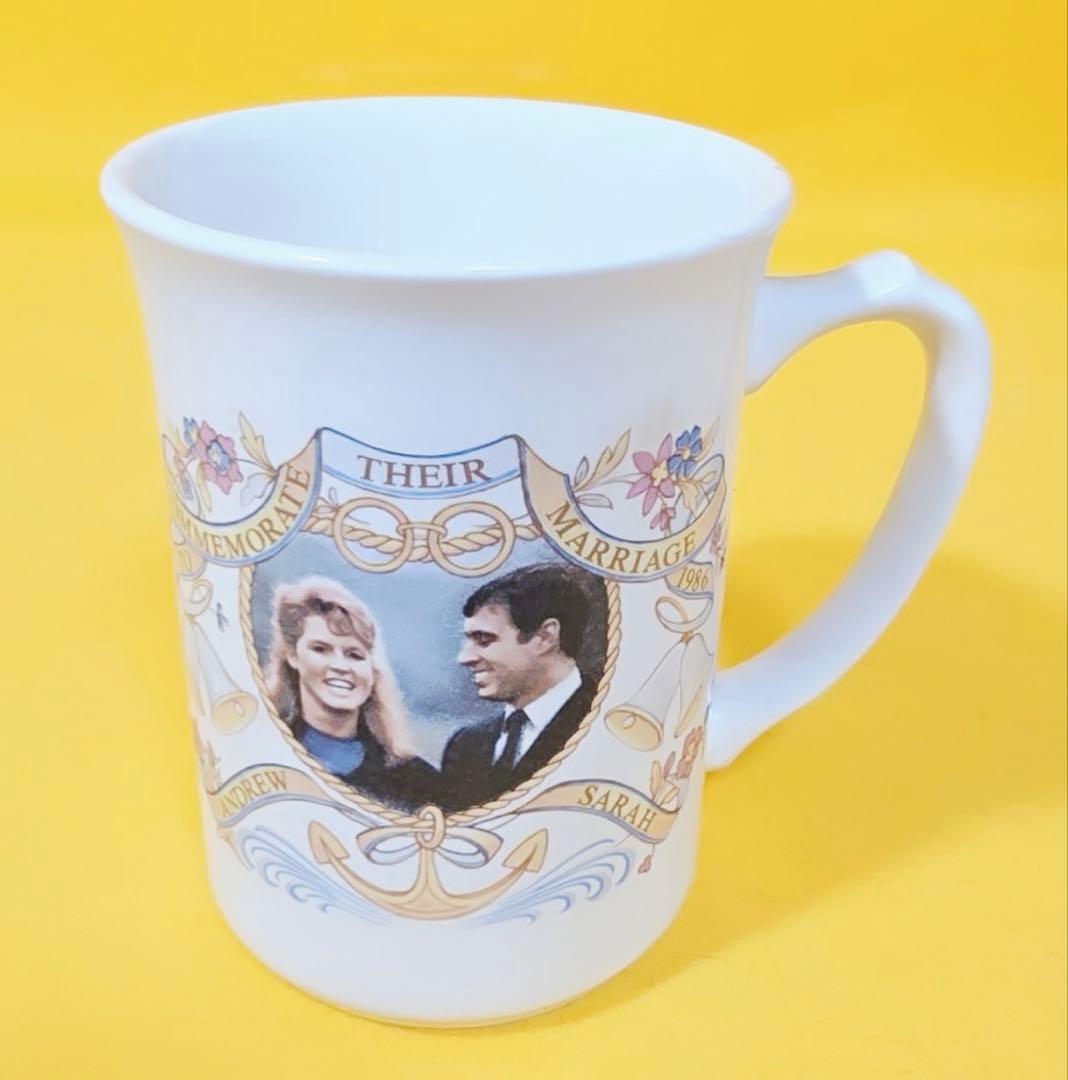 1986年イギリス製アンドルー王子セーラ王女結婚記念マグカップヴィンテージ陶器