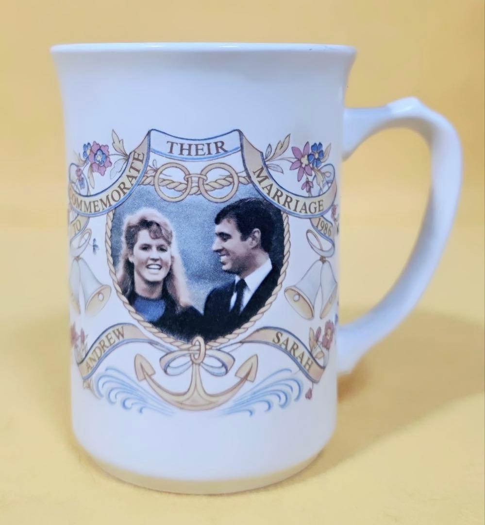1986年イギリス製アンドルー王子セーラ王女結婚記念マグカップヴィンテージ陶器