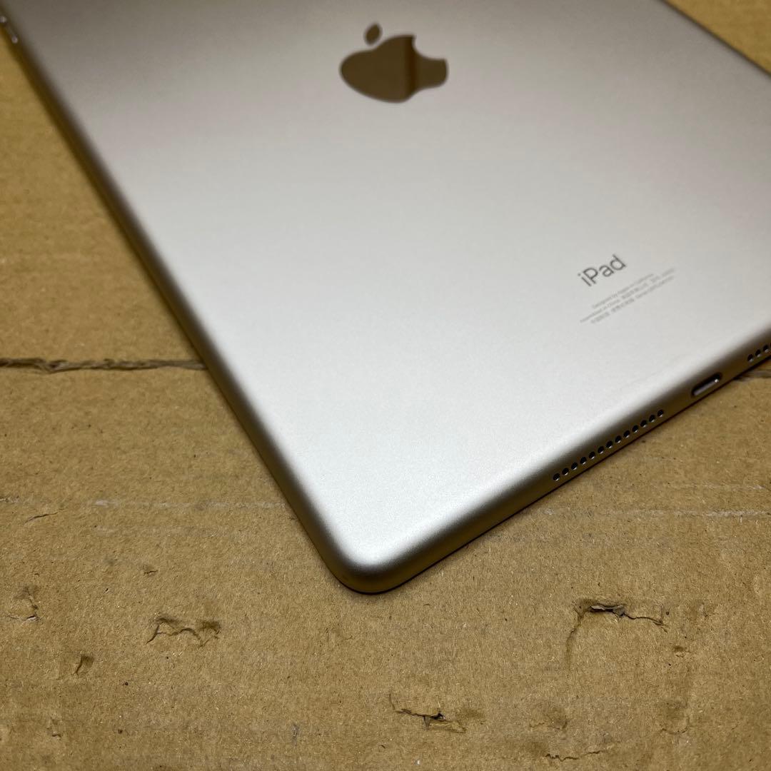 Apple iPad (第９世代) Wi-Fi 64GB シルバー
